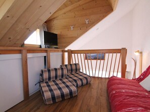3 bedrooms, WiFi