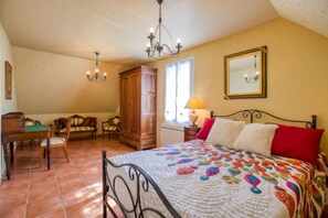 Bedroom - Homerez - House in Villentrois-Faverolles-en-Berry (Villentrois-Faverolles-en-Berry)