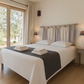 3 bedrooms, iron/ironing board, travel crib, WiFi - Villa closed to beaches and mountain with heated pool (Figari)