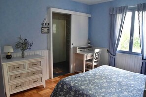 5 soverom, strykejern/-brett og internettilgang