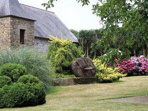 Property grounds - Charming house with large park in Juilley (Juilley)