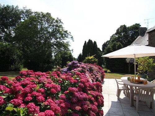 Maison chaleureuse avec grand jardin en Normandie