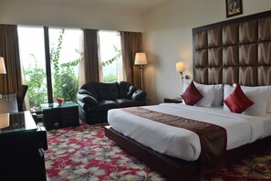 Ropa de cama de alta calidad y minibar