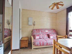 Interior - Studio for 3 with pool and pets allowed in Bourg-Saint-Maurice (Bourg-Saint-Maurice)