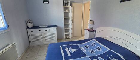 2 bedrooms