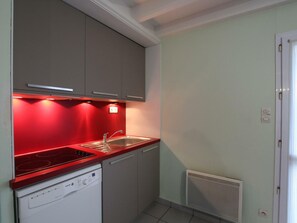 Fridge, microwave, dishwasher