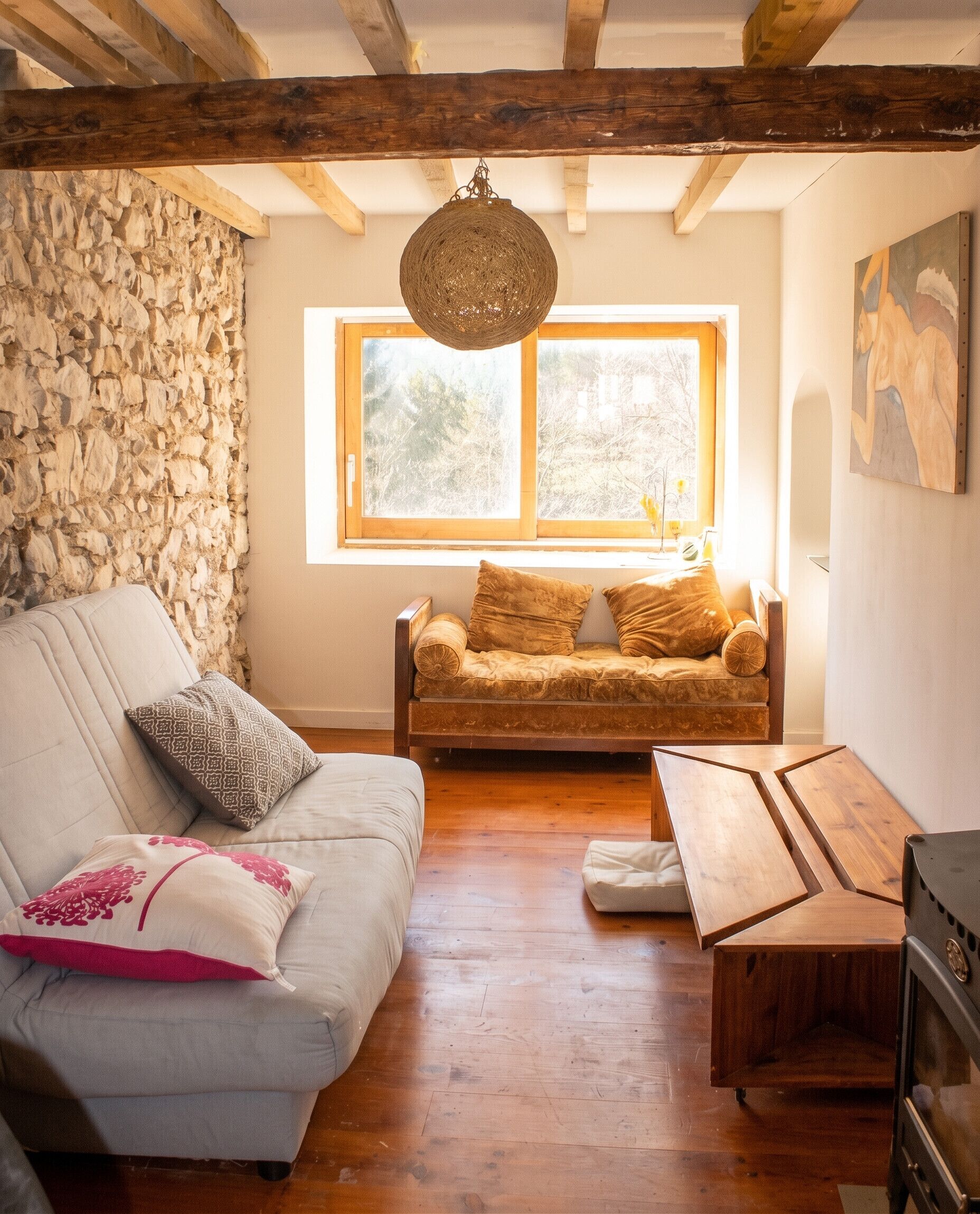 Fernseher, Kamin, DVD-Player, Stereoanlage