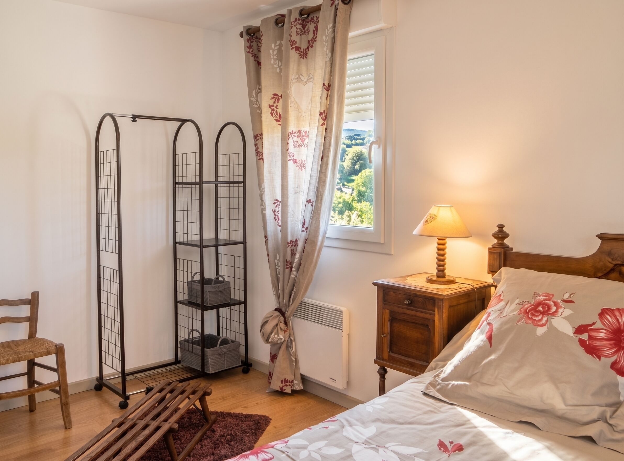 4 bedrooms, iron/ironing board, travel crib, free WiFi