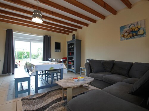 Charming stone house near Utah Beach