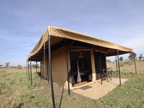 Front of property - Serengeti Wildebeest Camp (Serengeti)