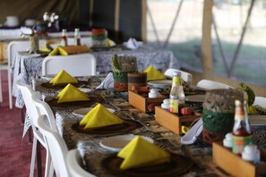 Breakfast, lunch, dinner served; local and international cuisine  - Serengeti Wildebeest Camp (Serengeti)