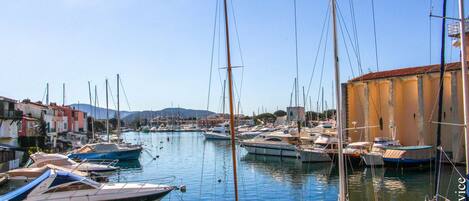 Marina