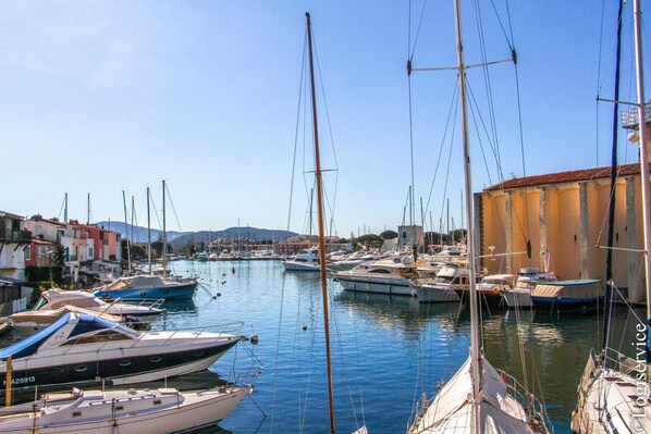 Marina
