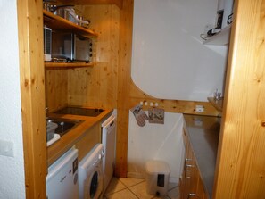 Køleskab, mikrobølgeovn, ovn, opvaskemaskine