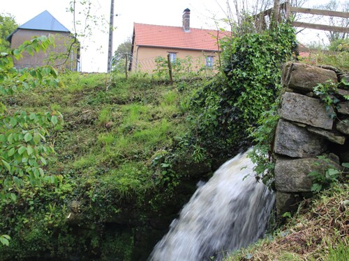 Charmante maison avec jardin, cheminée et parking - animaux acceptés