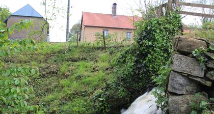 Charmante maison avec jardin, cheminée et parking - animaux acceptés
