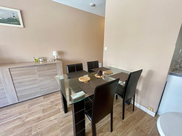 Dining - Bright Studio Near Beach & Market, Balcony & Parking (Les Sables-d'Olonne)