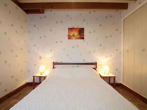 2 bedrooms