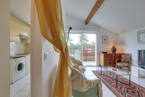 صورة غير مصنفة، 5 من 10، زرّ