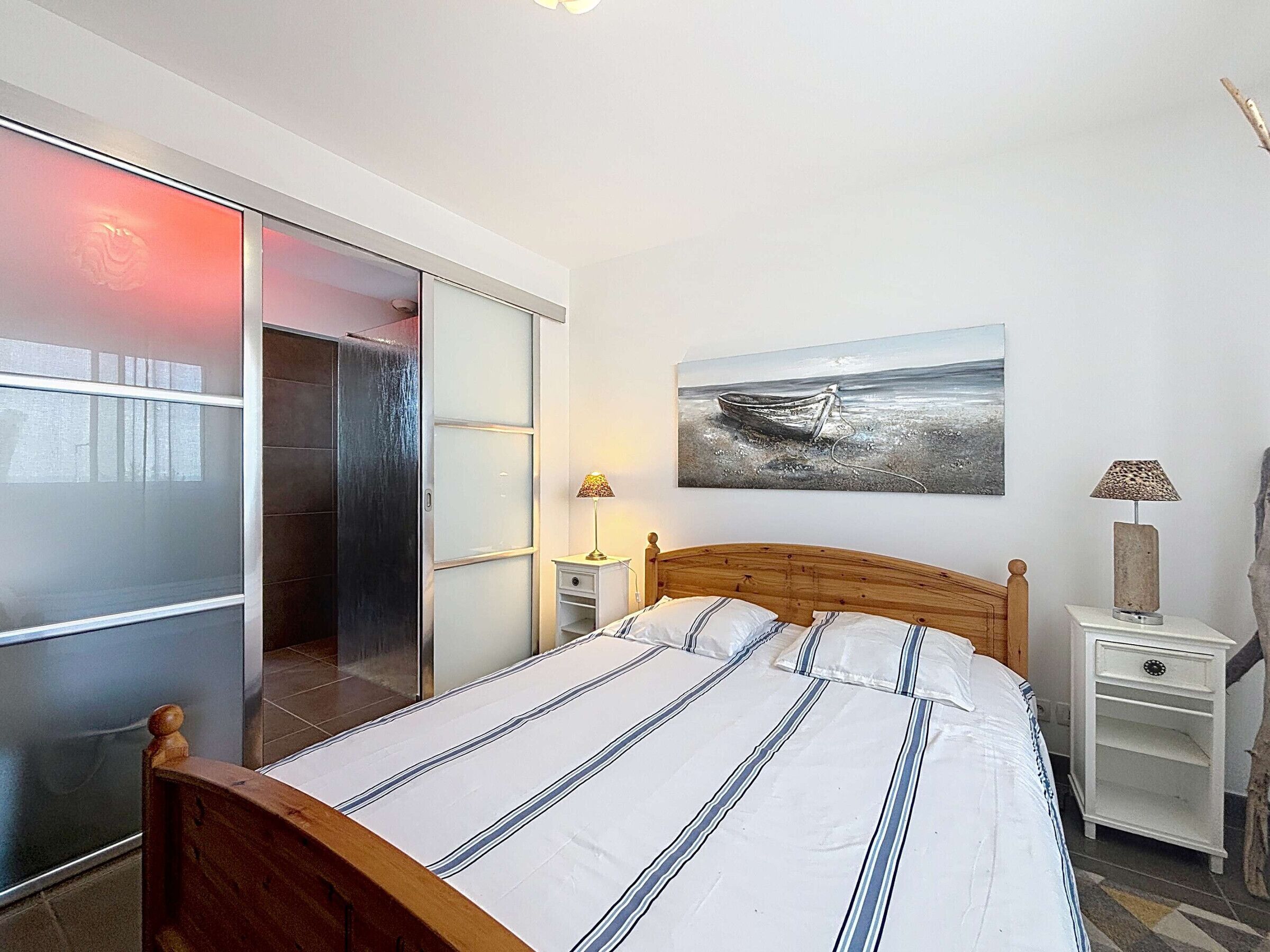 4 bedrooms, free WiFi