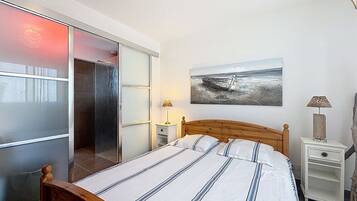 4 bedrooms, free WiFi