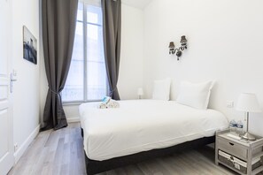 2 slaapkamers, een kluis op de kamer, een strijkplank/strijkijzer