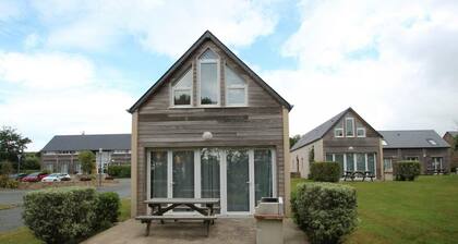 Charming House Near Dunes with Terrace, BBQ, and Pet-Friendly Facilities