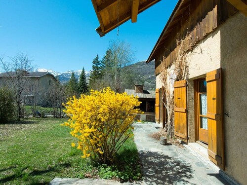 Spacious 6-Bedroom Villa in Briançon with Fireplace, Terrace, and Garden