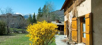 Spacious 6-Bedroom Villa in Briançon with Fireplace, Terrace, and Garden