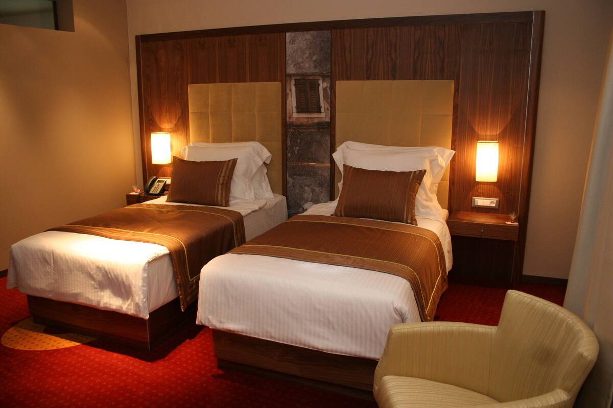 Premium bedding, minibar, in-room safe, desk