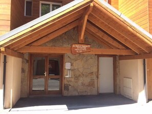 Exterior detail - Beautiful 67m² apartment, 2 bedrooms, parking, south-facing balcony - Briançon (Briançon)