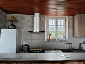 Fridge, microwave, dishwasher