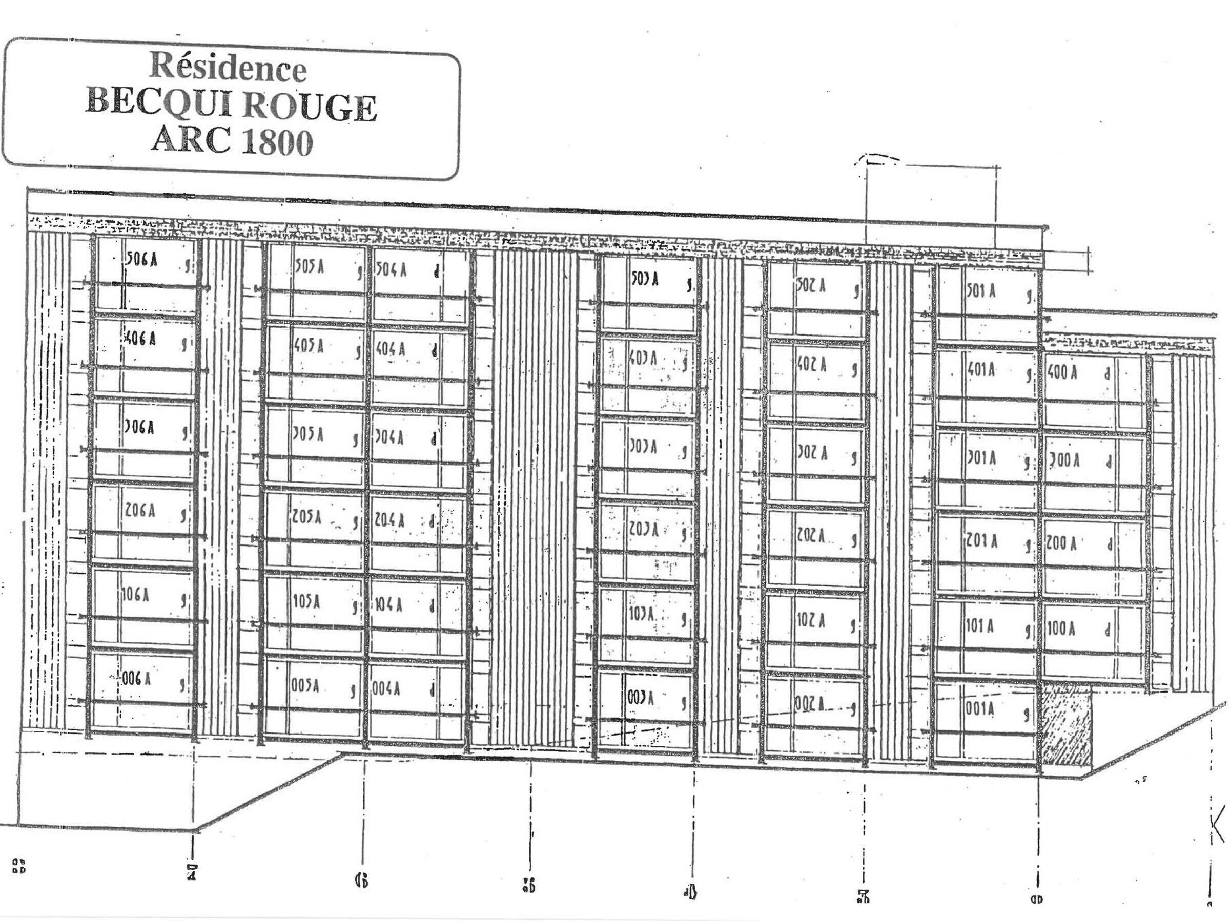 A floor plan of a building labeled "Résidence BECQUI ROUGE ARC 1800" with multiple rooms marked with numbers and letters, indicating a structured layout.