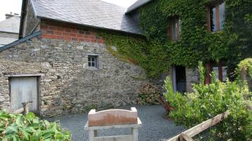 Enceinte de lâhĂ©bergement