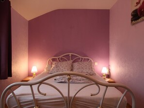 2 bedrooms, free WiFi - Cottage in Gratot 4 pers, BBQ & Terrace (Gratot)
