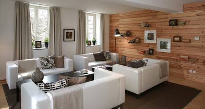 grimm 160m2 city center 3br 3bth