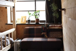 1 bedroom, in-room safe, free WiFi