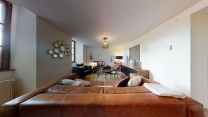 TV, DVD player - sous les tilleuls 80m2 1 free parking     2br (Colmar)
