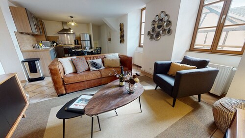 sous les tilleuls 80m2 1 free parking     2br
