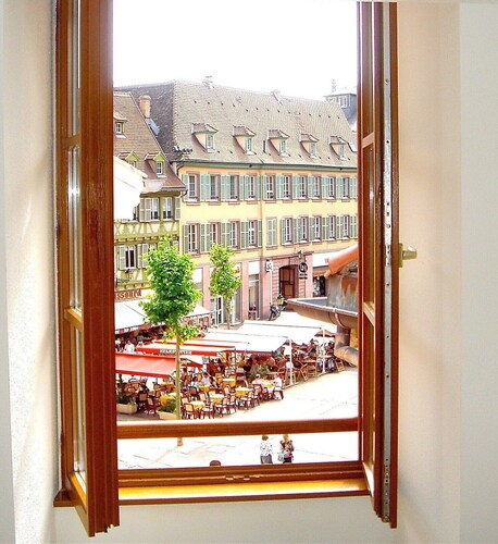 sous les tilleuls 80m2 1 free parking     2br