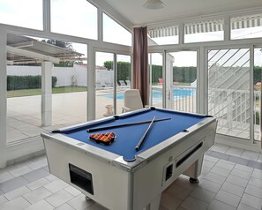 Game room - Homerez - Villa in Meynes (Meynes)