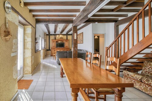 Homerez - Villa charmante en pleine campagne de Courrensan avec piscine privée