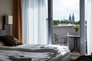 Studio, Kochnische | Balkon