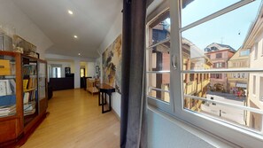 Nicht klassifiziertes Bild, 3 von 17, Schaltfläche