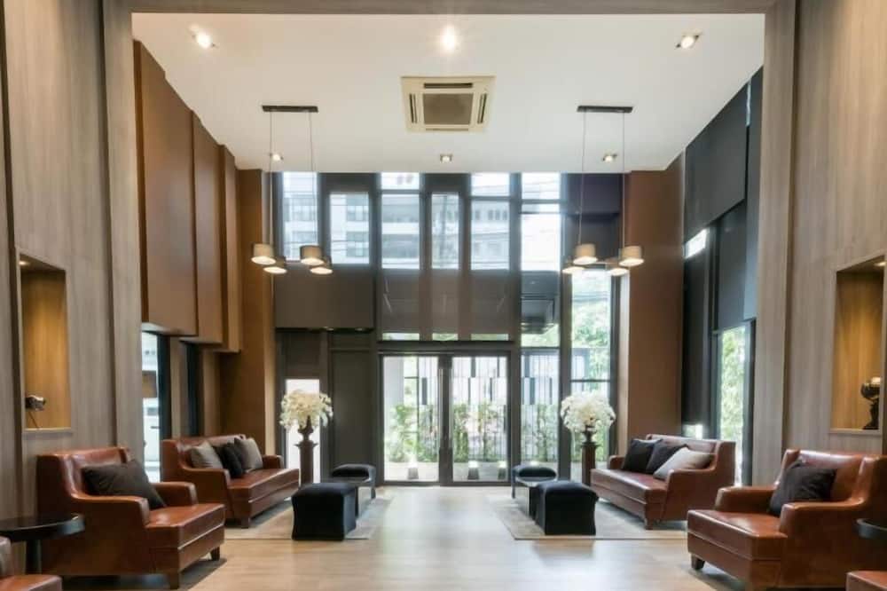 Dazzle Residence