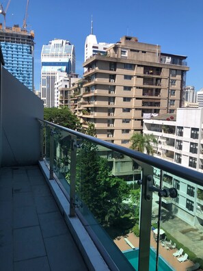2 Bedrooms Apartment  | Terrace/patio
