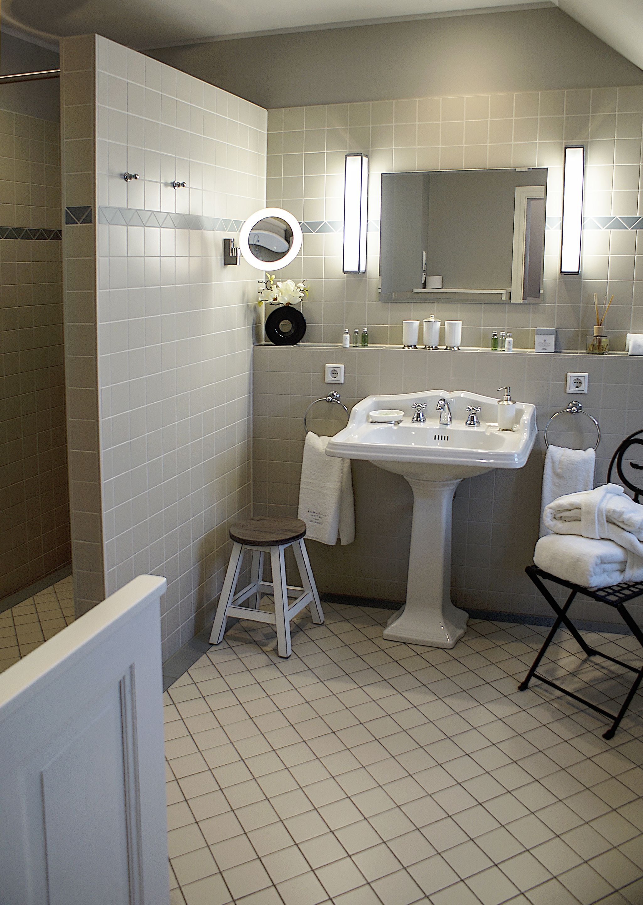 bathrobes, slippers, towels