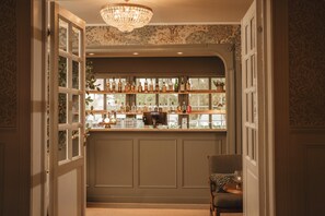 Bar (in der Unterkunft)