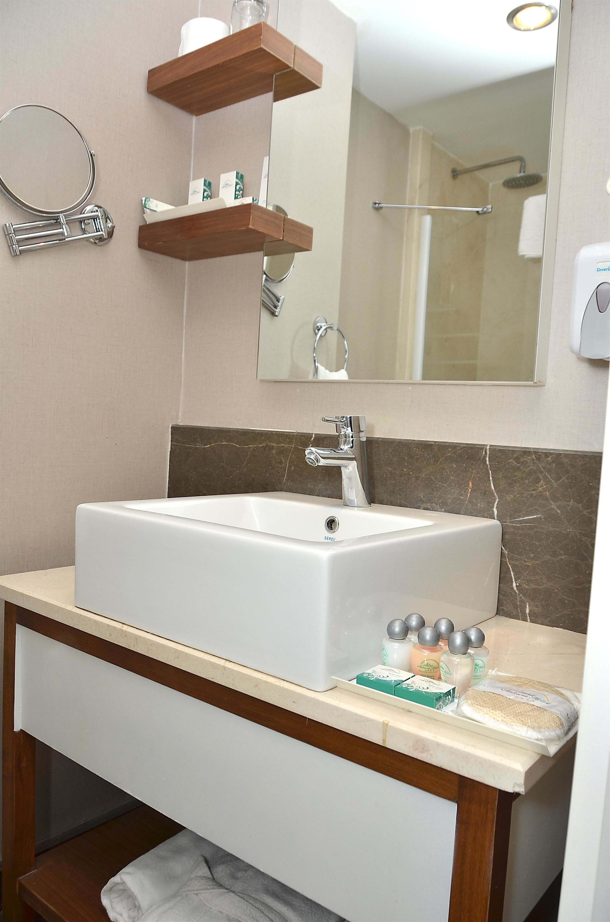 shower, free toiletries, hair dryer, bathrobes