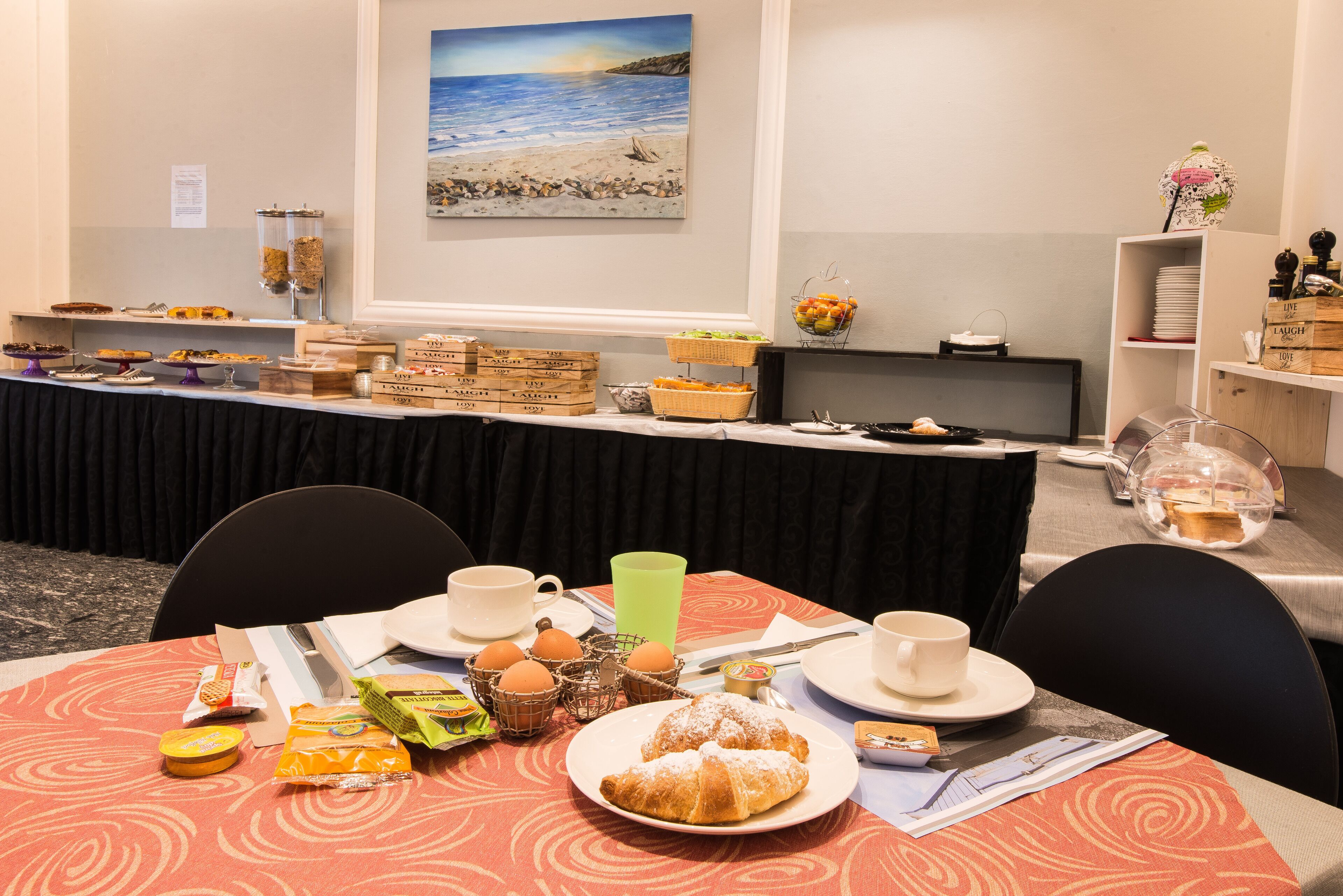 Desayuno continental todos los días (con cargo)